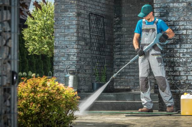 Best Commercial Pressure Washing in Emmetsburg, IA